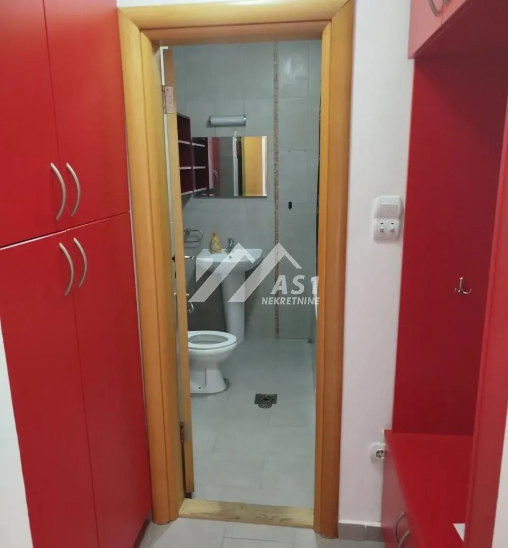 Izdavanje, dvosoban stan, 45m², Liman 4, Novi Sad Sve Podlokacije