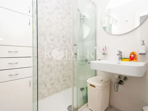 Izdavanje, jednosoban stan, 49m², Central Point, Podgorica - image 7