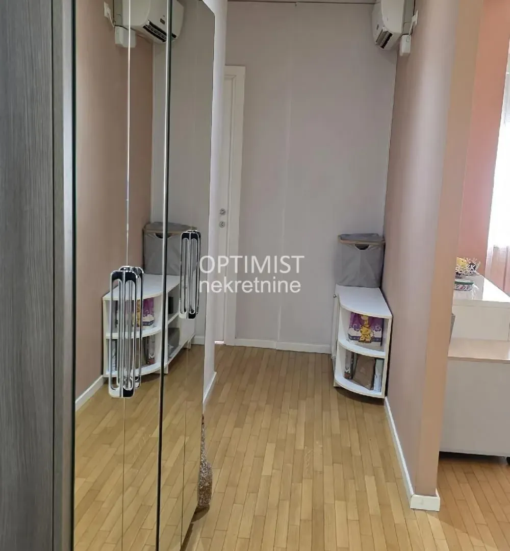 Rent, three bedroom apartment, 106m², Zemun Sve Podlokacije, Beograd