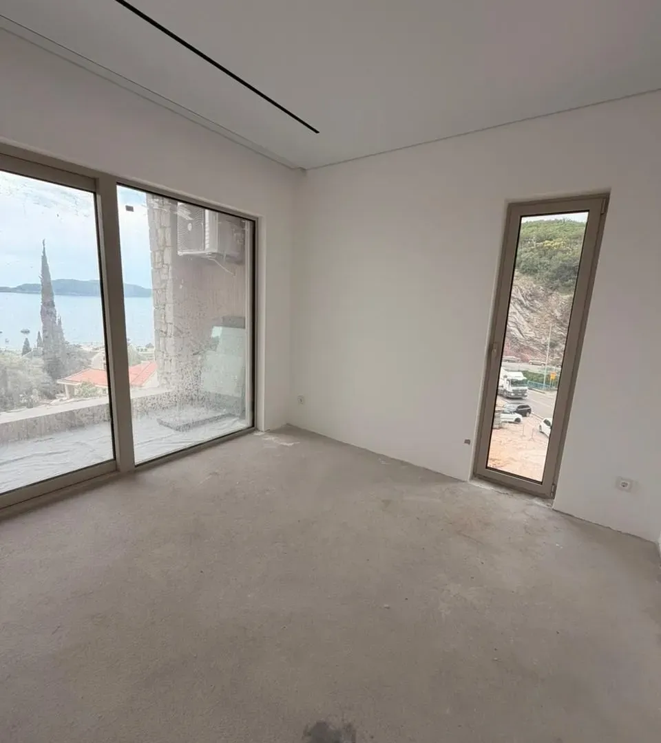 Prodaja, dvosoban stan, 77m², Pržno, Budva