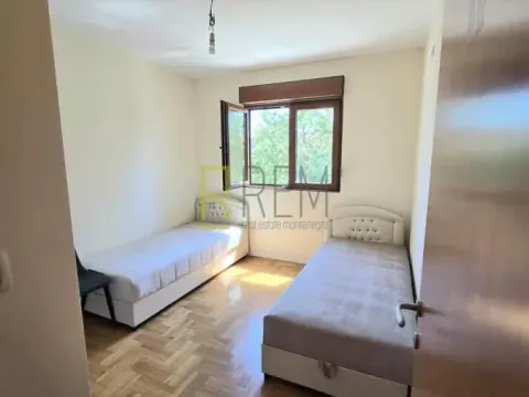 Sale, two bedroom apartment, 64m², Stari Aerodrom, Podgorica - image 12