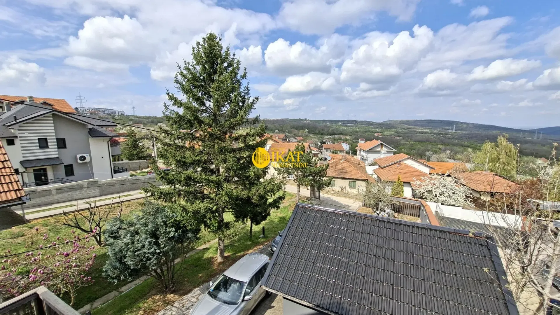Prodaja, kuća, 250m², Mali Mokri Lug, Zvezdara Sve Podlokacije