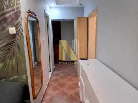 Izdavanje, dvosoban stan, 53m², Sajmište, Novi Sad - image 9