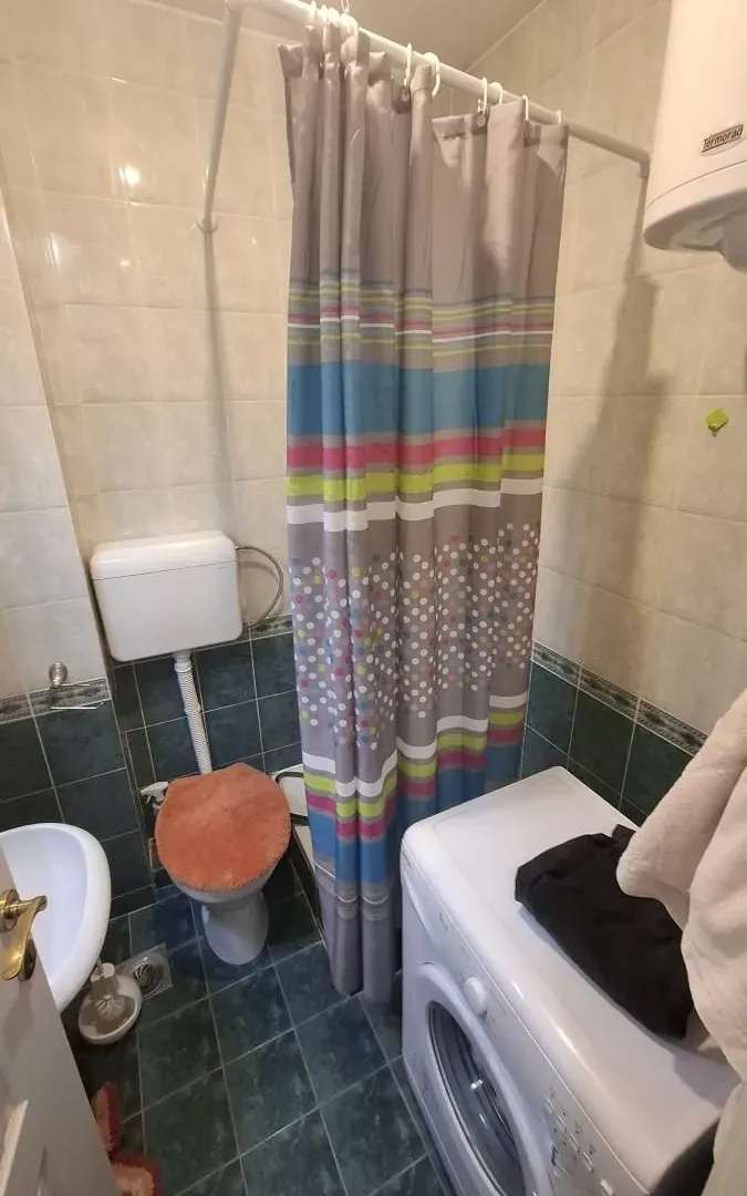 Izdavanje, jednosoban stan, 36m², Bulevar Oslobodjenja, Novi Sad Sve Podlokacije