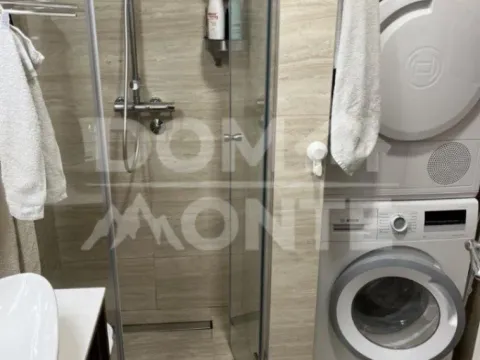 Izdavanje, dvosoban stan, 54m², Pod Kuk, Tivat - image 4