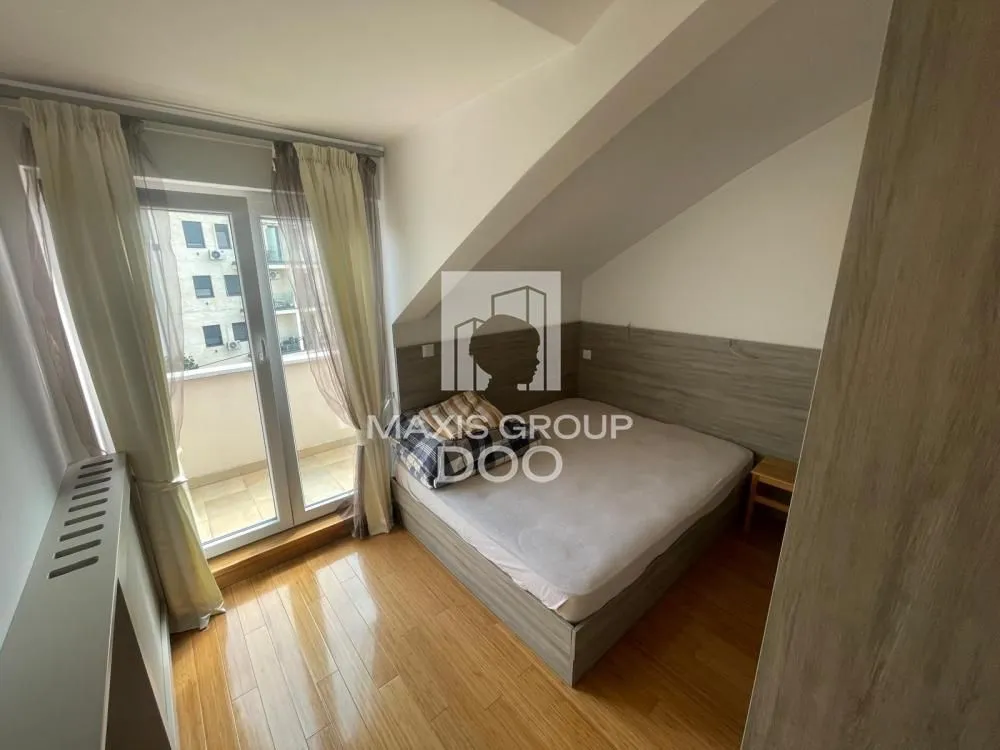 Sale, four bedroom apartment, 98m², Slavujev Venac, Zvezdara Sve Podlokacije
