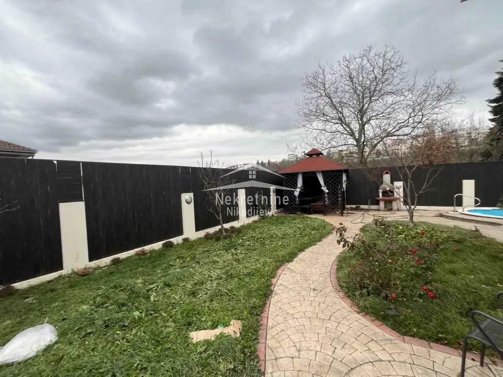 Sale, apartment, 220m², Savski Venac, Beograd