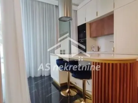 Prodaja, četvorosoban stan, 100m², Vračar Sve Podlokacije, Beograd - image 8