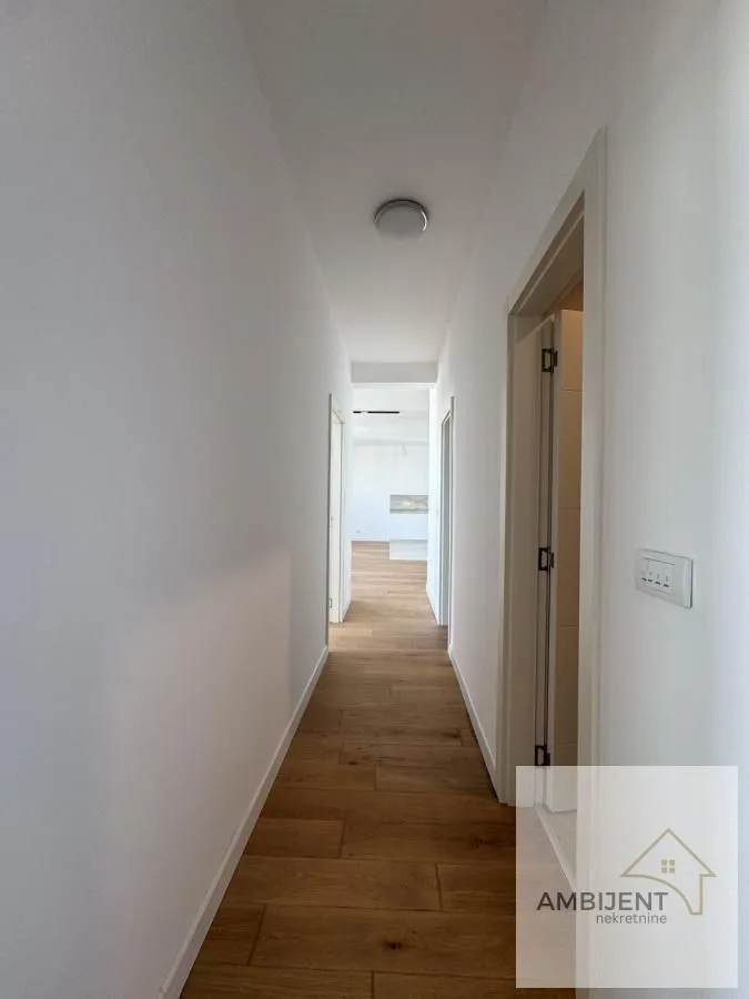 Prodaja, trosoban stan, 107m², Novi Beograd Blok 65, Novi Beograd Sve Podlokacije