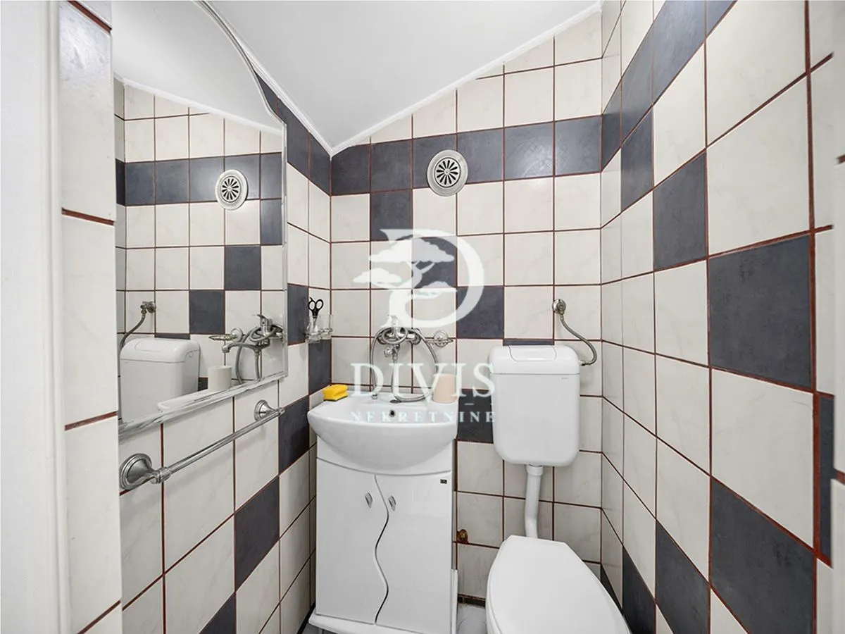 Prodaja, dvosoban stan, 66m², Južni Bulevar, Vračar Sve Podlokacije