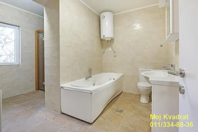 Izdavanje, kuća, 375m², Senjak, Beograd
