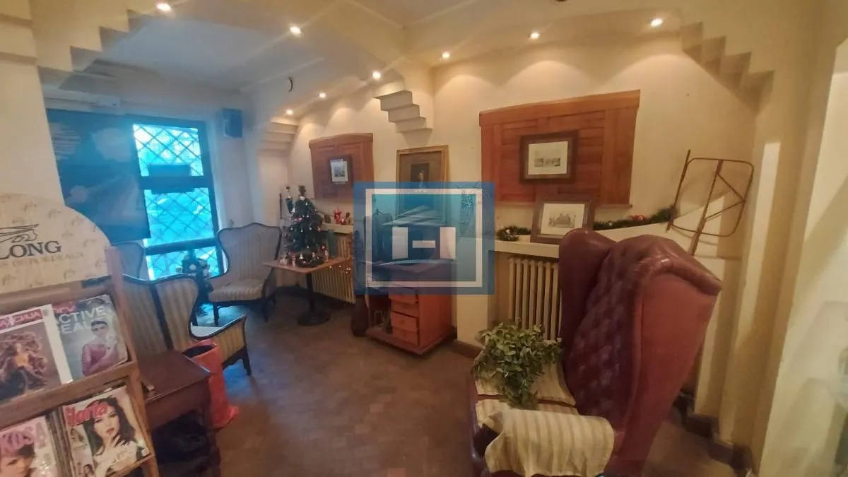 Sale, office space, 66m², Čubura, Beograd