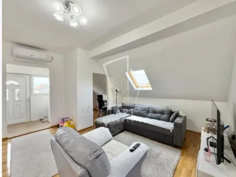 Sale, house, 280m², Arnajevo, Barajevo - image 2