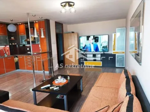 Izdavanje, četvorosoban stan, 115m², Hala Pionir, Palilula Sve Podlokacije - image 3