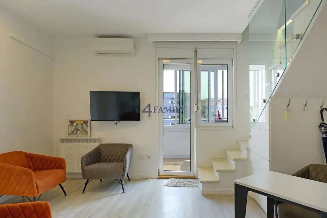 Prodaja, stan, 118m², Đeram Pijaca, Beograd