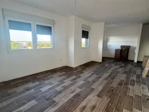 Prodaja, trosoban stan, 71m², Stari Banovci, Stara Pazova - image 5