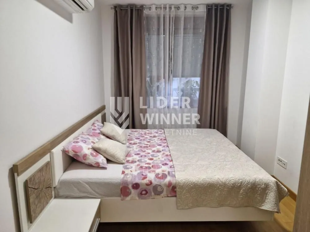 Sale, three bedroom apartment, 87m², Crveni Krst, Beograd
