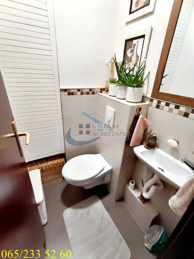 Prodaja, dvosoban stan, 64m², Novi Beograd Blok 62, Novi Beograd Sve Podlokacije