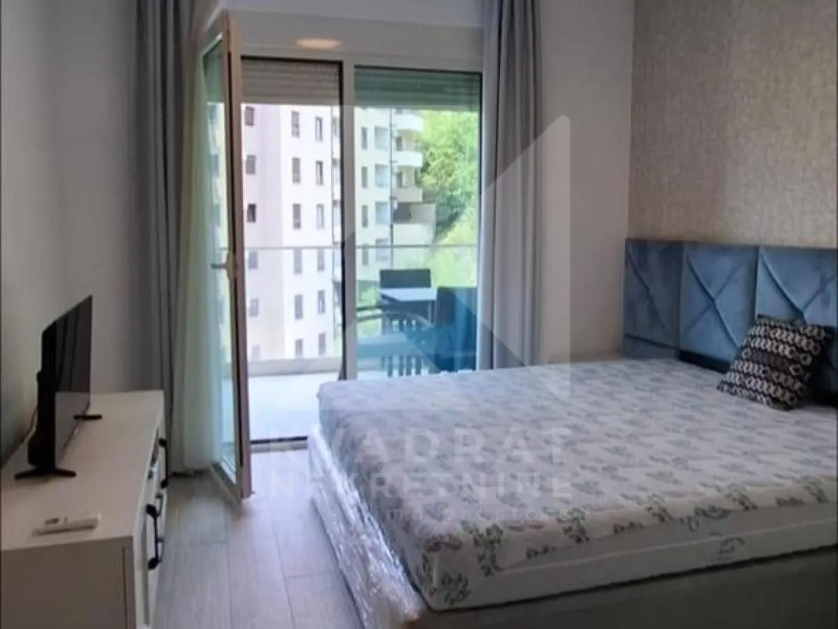 Rent, one bedroom apartment, 57m², Bečići, Budva