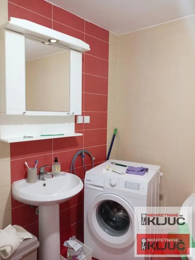 Prodaja, trosoban stan, 64m², Adice, Novi Sad Sve Podlokacije