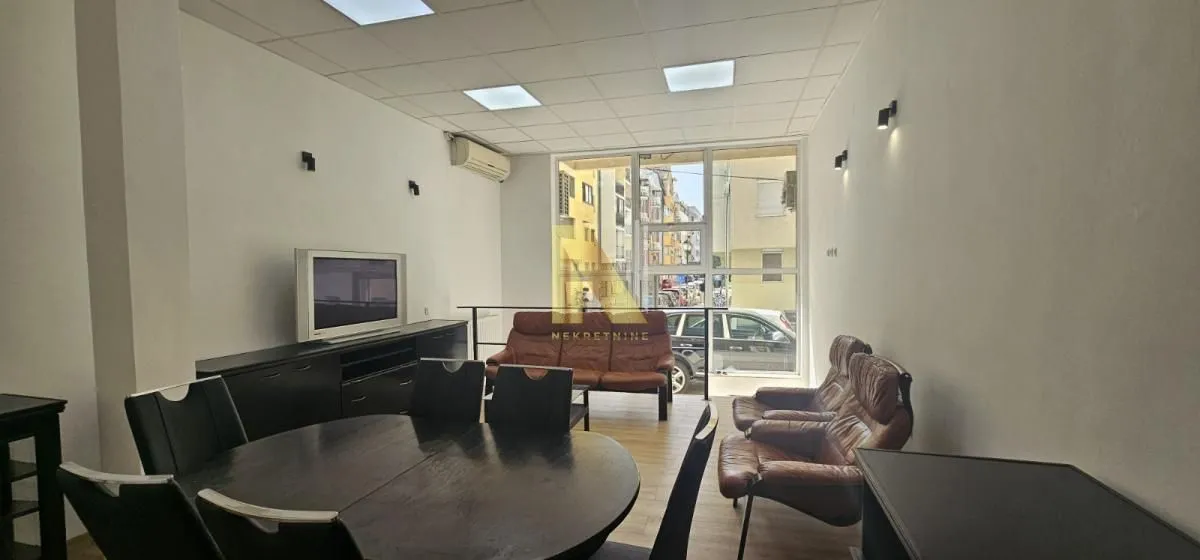 Sale, office space, 64m², Bulevar Oslobodjenja, Novi Sad Sve Podlokacije