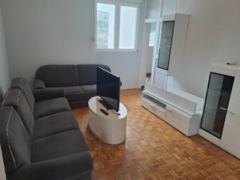 Izdavanje, jednosoban stan, 52m², Preko Morače, Podgorica - image 2