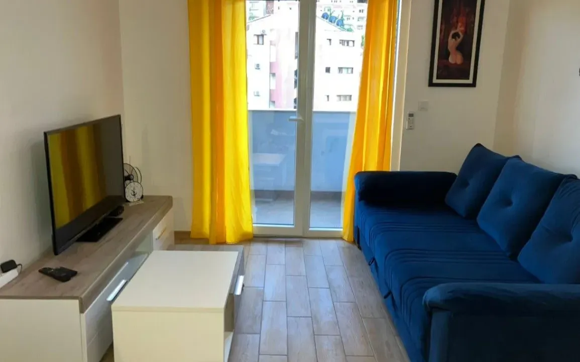 Izdavanje, jednosoban stan, 48m², Bijeli Do, Budva
