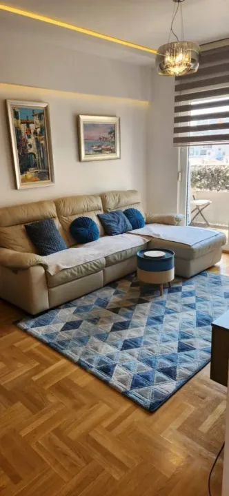 Izdavanje, jednosoban stan, 54m², Centar, Budva