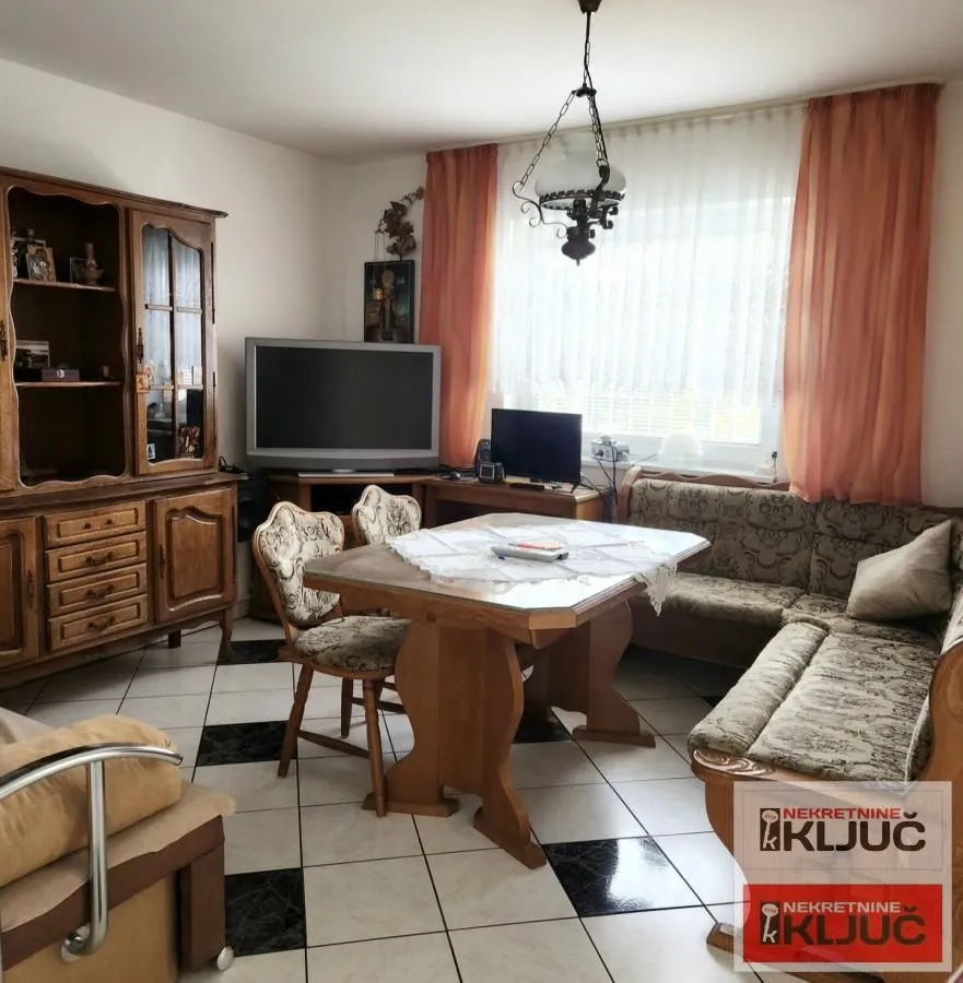 Izdavanje, kuća, 120m², Sremska Kamenica, Petrovaradin