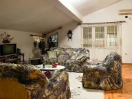 Rent, three bedroom apartment, 150m², Stari Aerodrom, Podgorica - image 1