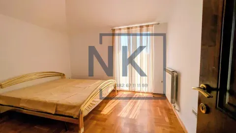 Rent, four bedroom apartment, 150m², Stari Aerodrom, Podgorica - image 7