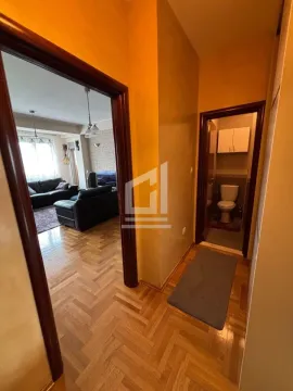 Prodaja, trosoban stan, 86m², Stari Aerodrom, Podgorica - image 5