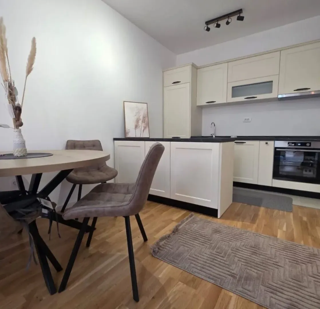Rent, two bedroom apartment, 66m², Stari Aerodrom, Podgorica