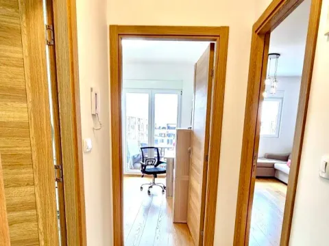 Sale, one bedroom apartment, 46m², City Kvart, Podgorica - image 5