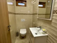 Sale, house, 200m², Rogami, Podgorica - image 4