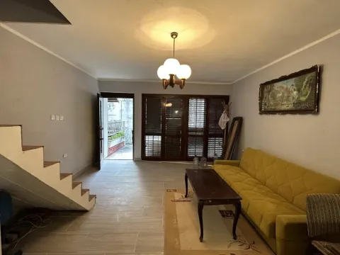 Prodaja, dvosoban stan, 73m², Sutomore, Bar - image 3