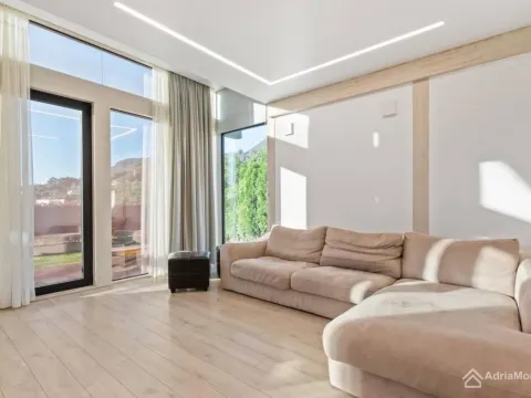 Sale, three bedroom apartment, 172m², Mrčevac, Tivat - image 5