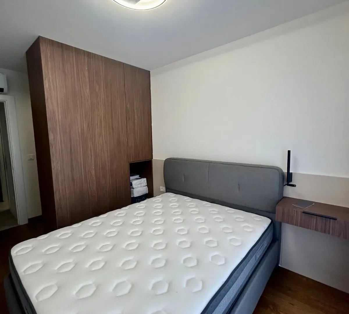 Izdavanje, jednosoban stan, 51m², Tološi, Podgorica