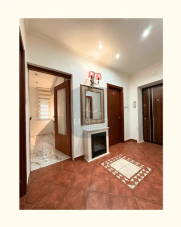Prodaja, dvosoban stan, 87m², Centar, Podgorica