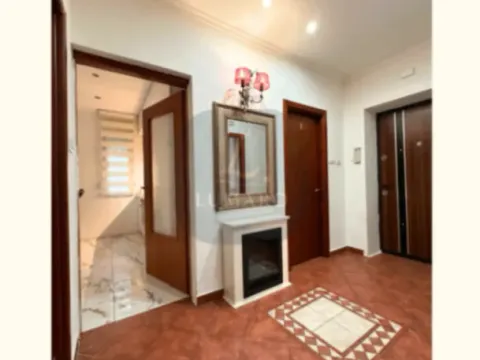 Prodaja, dvosoban stan, 87m², Centar, Podgorica - image 2