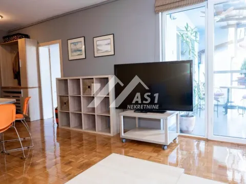 Rent, three bedroom apartment, 71m², Centar, Novi Sad - image 5