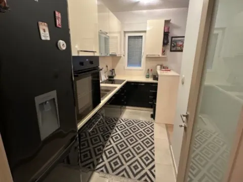 Izdavanje, dvosoban stan, 72m², City Kvart, Podgorica - image 7