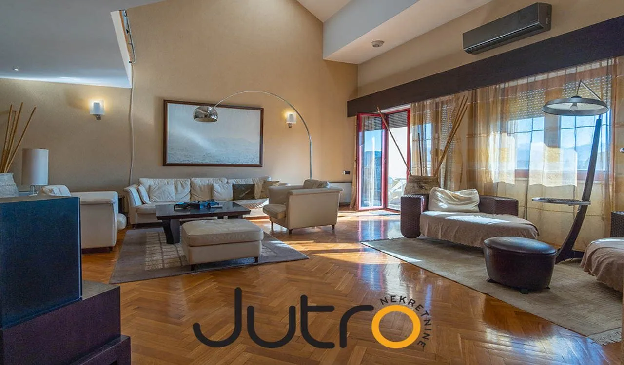 Sale, four bedroom apartment, 280m², Preko Morače, Podgorica