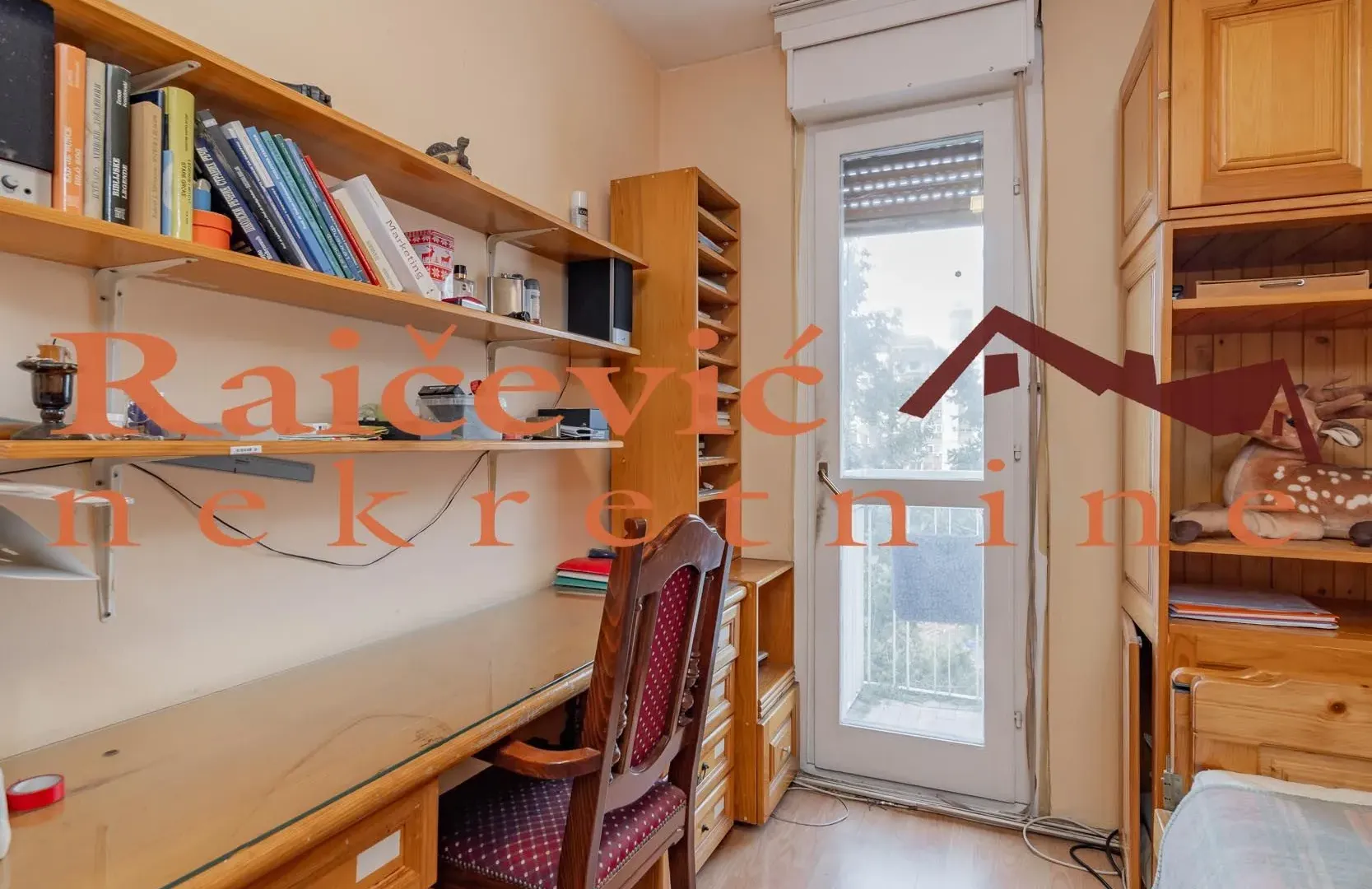 Prodaja, trosoban stan, 76m², Stari Grad, Beograd