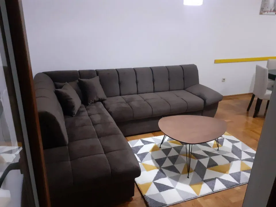 Rent, two bedroom apartment, 44m², Stari Aerodrom, Podgorica