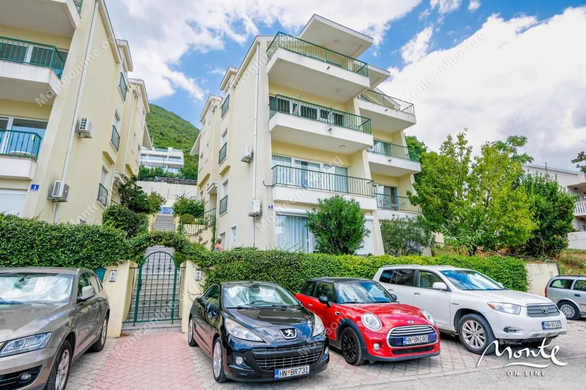 Prodaja, jednosoban stan, 72m², Bijela, Herceg Novi