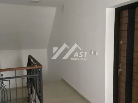 Izdavanje, trosoban stan, 67m², Stari Majur, Petrovaradin - image 7