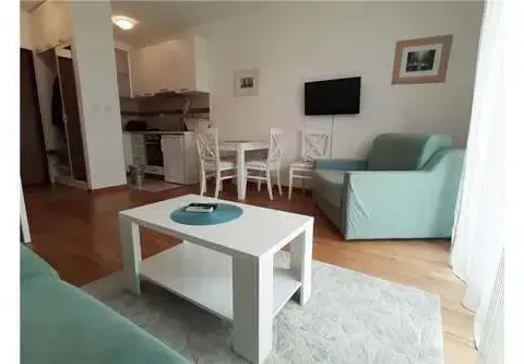 Rent, studio apartment, 33m², City Kvart, Podgorica - image 3