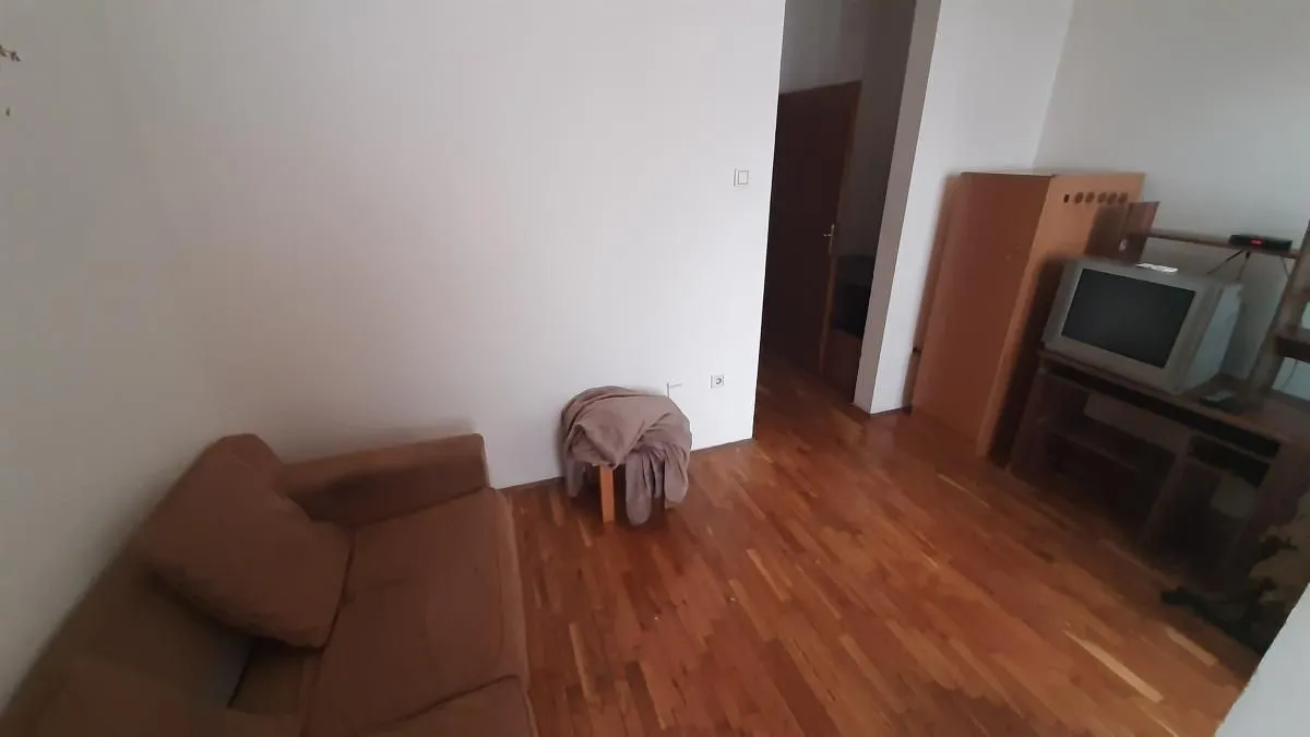 Rent, studio apartment, 24m², Bulevar Oslobodjenja, Novi Sad Sve Podlokacije