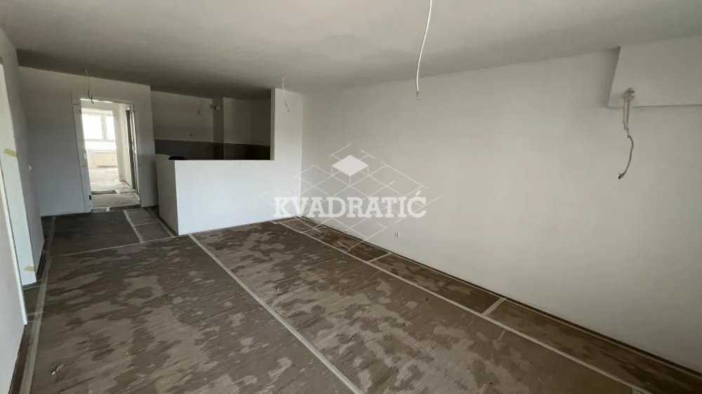 Prodaja, četvorosoban stan, 112m², Zemun Gornji Grad, Zemun Sve Podlokacije